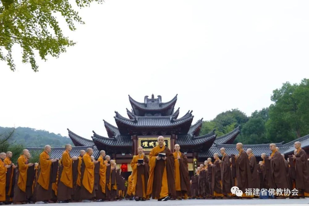 十师开示来源丨福建省佛教协会图片丨福鼎太姥山平兴寺