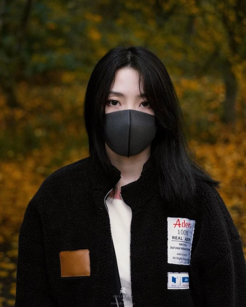 壁纸玩偶姐姐