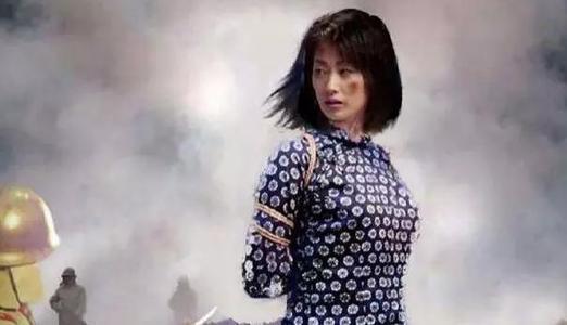 抗日女战士遭汉奸抓捕,日军将她砍成七段,行刑前喊