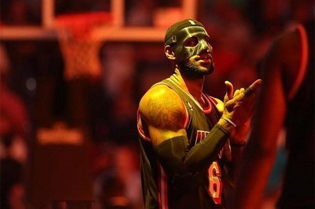 nba最帅面具侠:科比面具卖50万,老詹轰17年纪录,第一已成象征