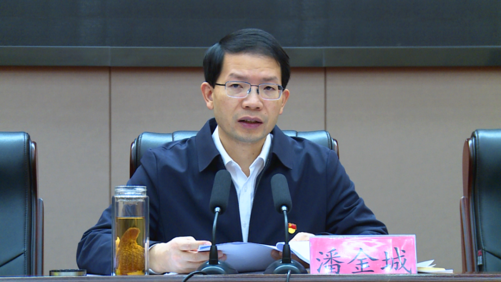 【会昌动态】潘金城书记强调:要坚持不懈惠民生,还要