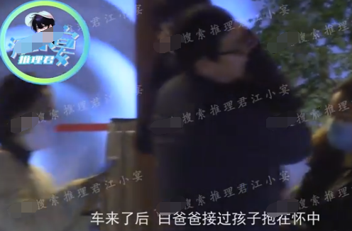 白百何张思麟携全家与友聚会大儿子长高明显疑似二胎儿子再出镜