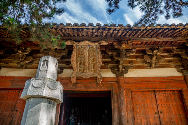 "五台61佛光寺东大殿"我国现存规模最大保存最完整的唐代木构建筑