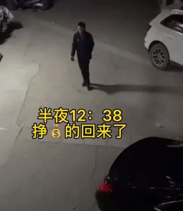 模范夫妻北漂丈夫晚上12点才忙完回家妻子立马备上温馨晚餐