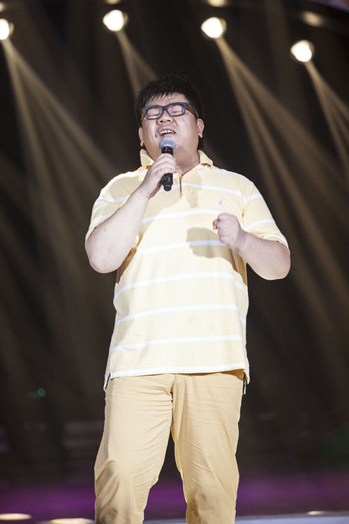 一年失去3位至亲,成名后耍大牌,盲人歌手杨光怎么这么