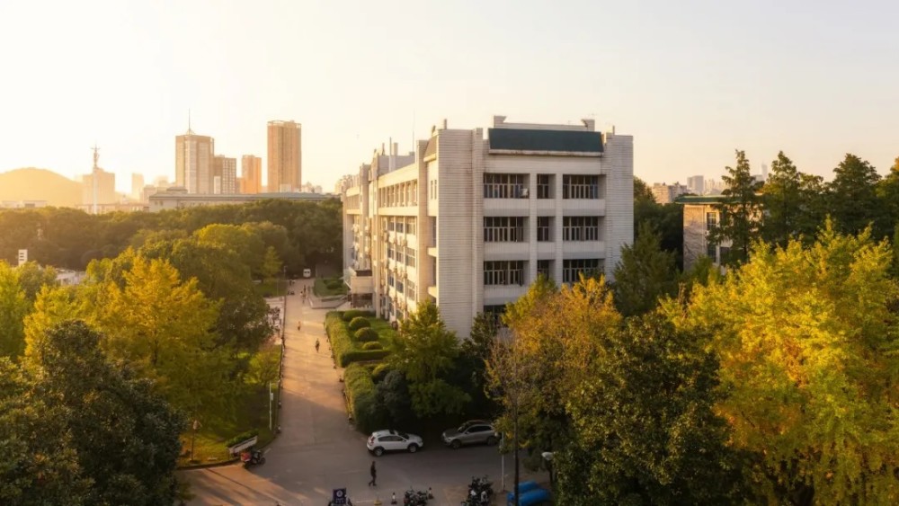 重要武汉大学2022年招收攻读博士学位研究生简章