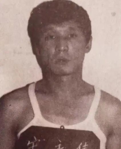 1991年6月9日,乔四等14名案犯,被带到距离哈尔滨18公里的陈家岗刑场.
