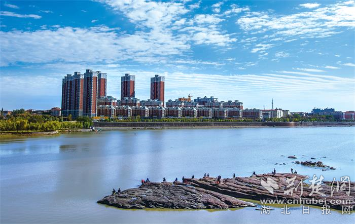 府河新貌.安陆市委宣传部 供图