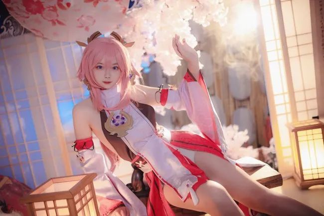 cosplay八重神子让心中无事如清水长流