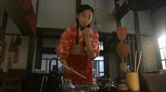 日剧多谢款待第十三集芽衣子为了让悠太郎吃纳豆认真研究料理