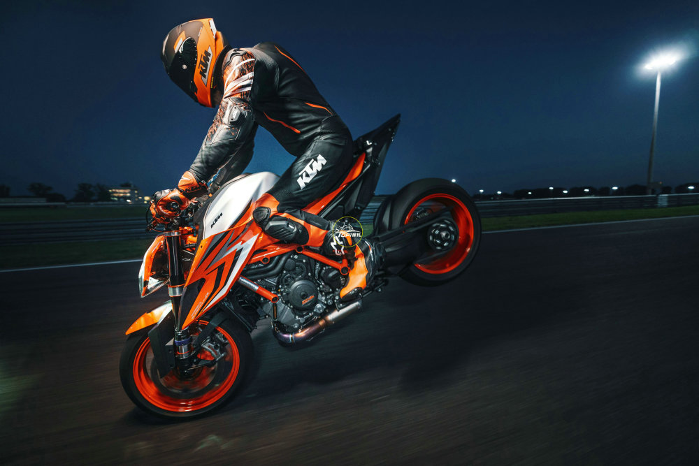 ktm1290superdukerevo上市加入电子避震