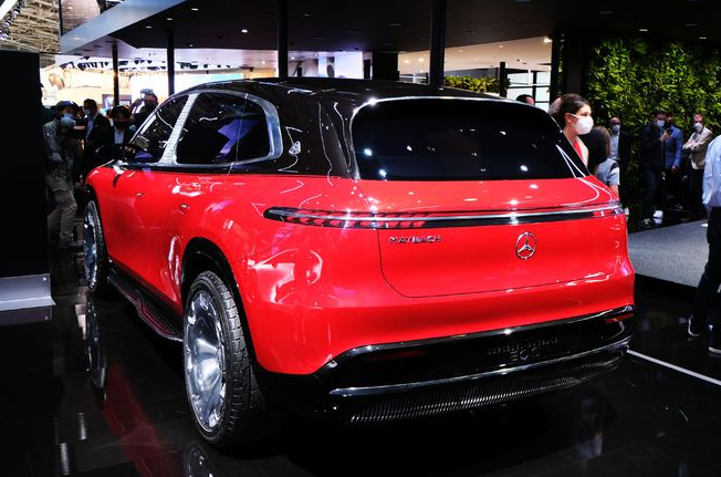 此外,预计新车上市,要在2022年投产的奔驰eqs suv普通车型之后.
