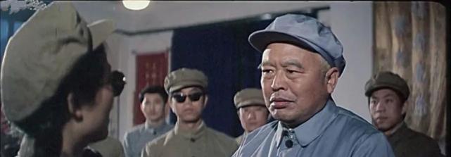 《北纬三十八度》这些电影和《征战大西北》,《百团大战》这些电视剧