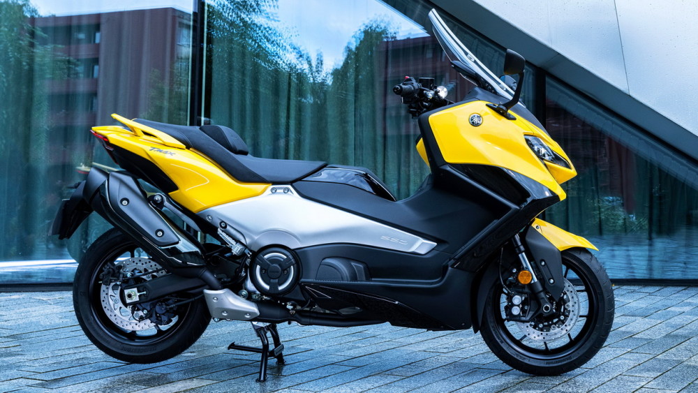 yamaha 新一代 xp500 tmax,tech max 户外特写