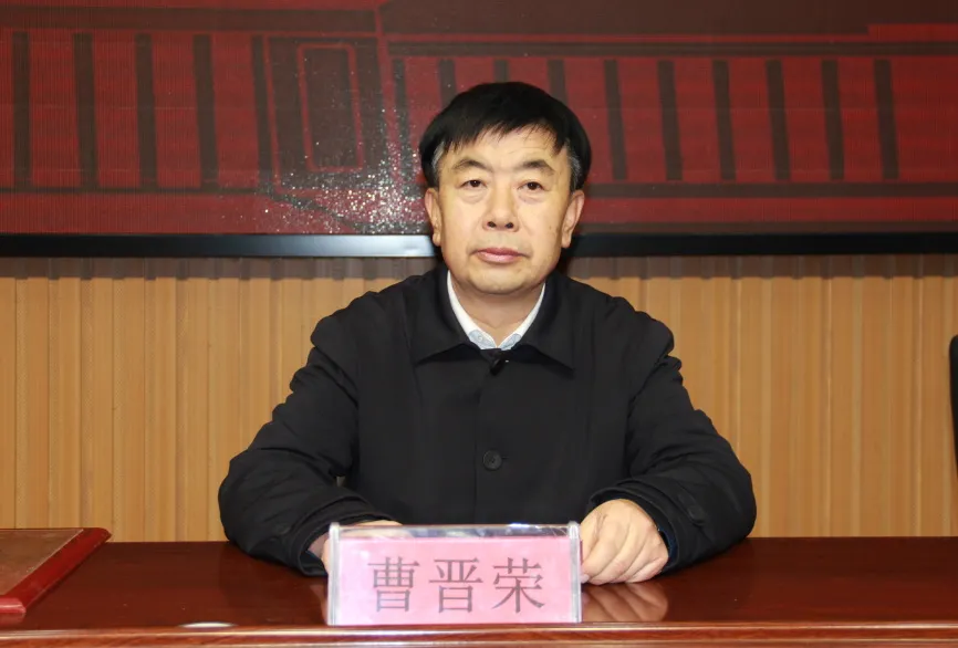 市慈善总会副会长兼秘书长曹晋荣出席仪式
