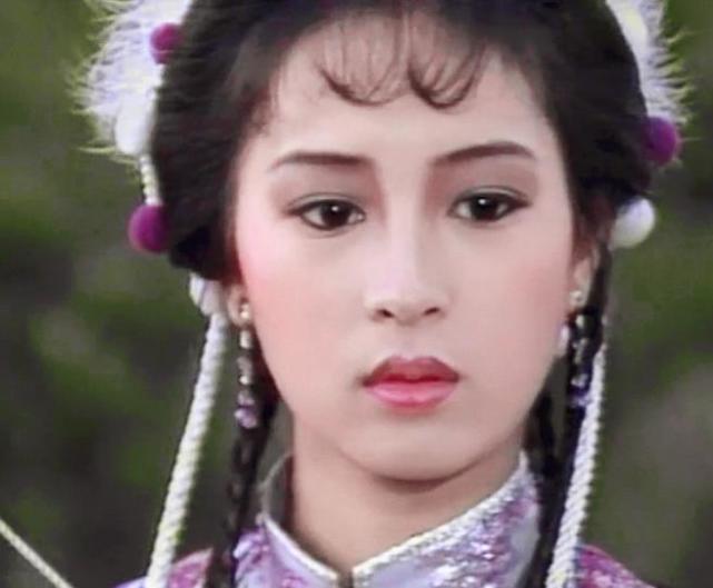 黎美娴的年轻旧照,欣赏了一遍遍,再也没有这样气质的古典美女了