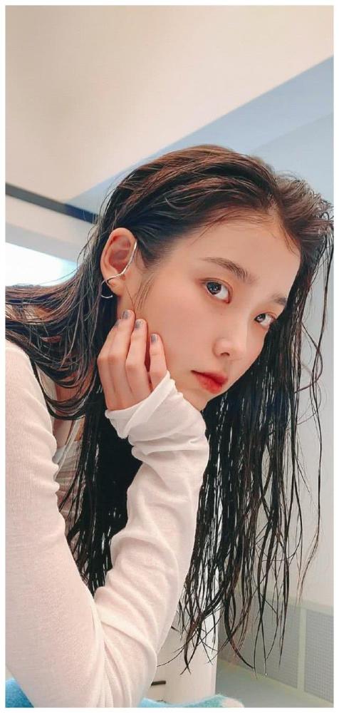 李知恩iu唯美壁纸谁能拒绝这样可爱的妹子呢