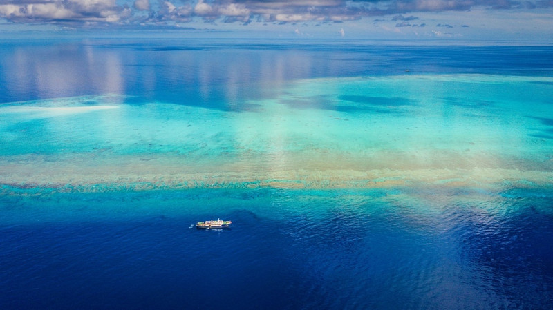 西沙群岛未经开发的绝美海域,传说中的七色玻璃海,仅对中国公民
