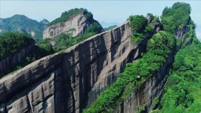 冠豸山"天墙"登上《中国国家地理