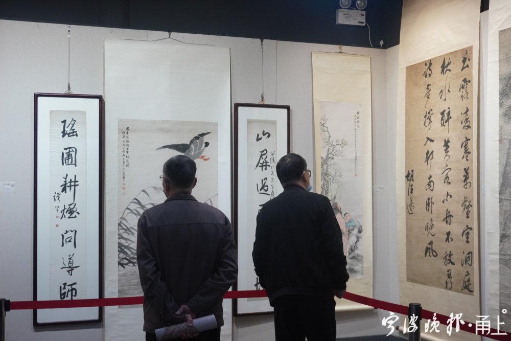 66件明清以来宁波书画名家作品在月湖贺秘监祠展出