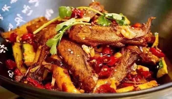 江岸区宝藏美食揭秘,金龙泉携927好吃佬带你走进人气美食好店_腾讯新