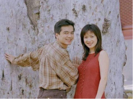 演员许亚军四段婚姻两个孩子和何晴离婚后还是好朋友
