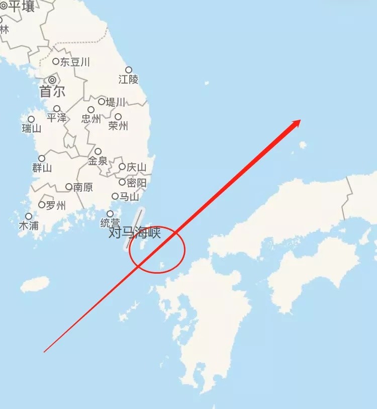如果按此国际公约来算,从对马岛和九州岛分别向外延伸12海里的话,12加
