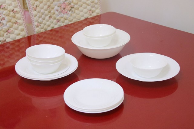 餐桌上的艺术品,火候玉白餐具套装值得你收藏