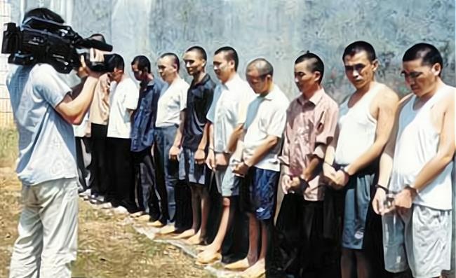 湖南特种兵出身自称中国第一悍匪跨三国娶了5个老婆