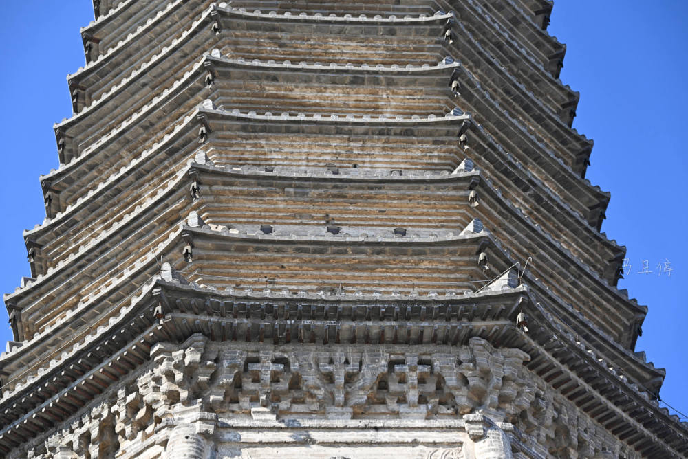 地处义县的广胜寺塔自然和道宗惠妃有着一丝联系,这个和出土的乾统七