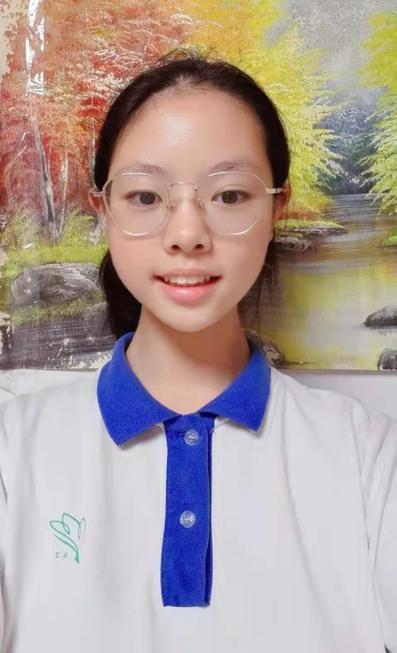 整个小学生活中,我最好的朋友就是心怡了.