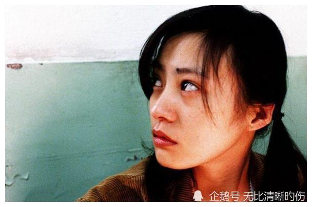 于是郝蕾去拍摄了《颐和园》,当时郝蕾还跟导演娄烨开玩笑说:拍了之后