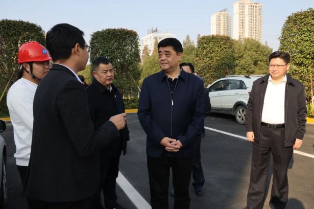 市政协主席占勇来濂溪区调研时,这样强调