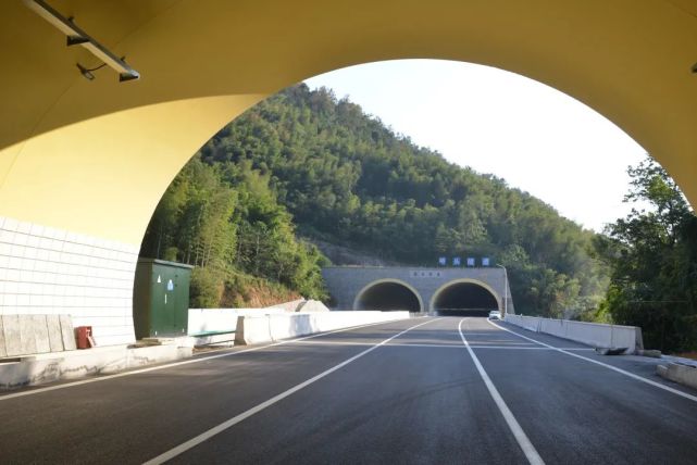 平阳县同步建设昆阳接线2.52公里和水头接线13.