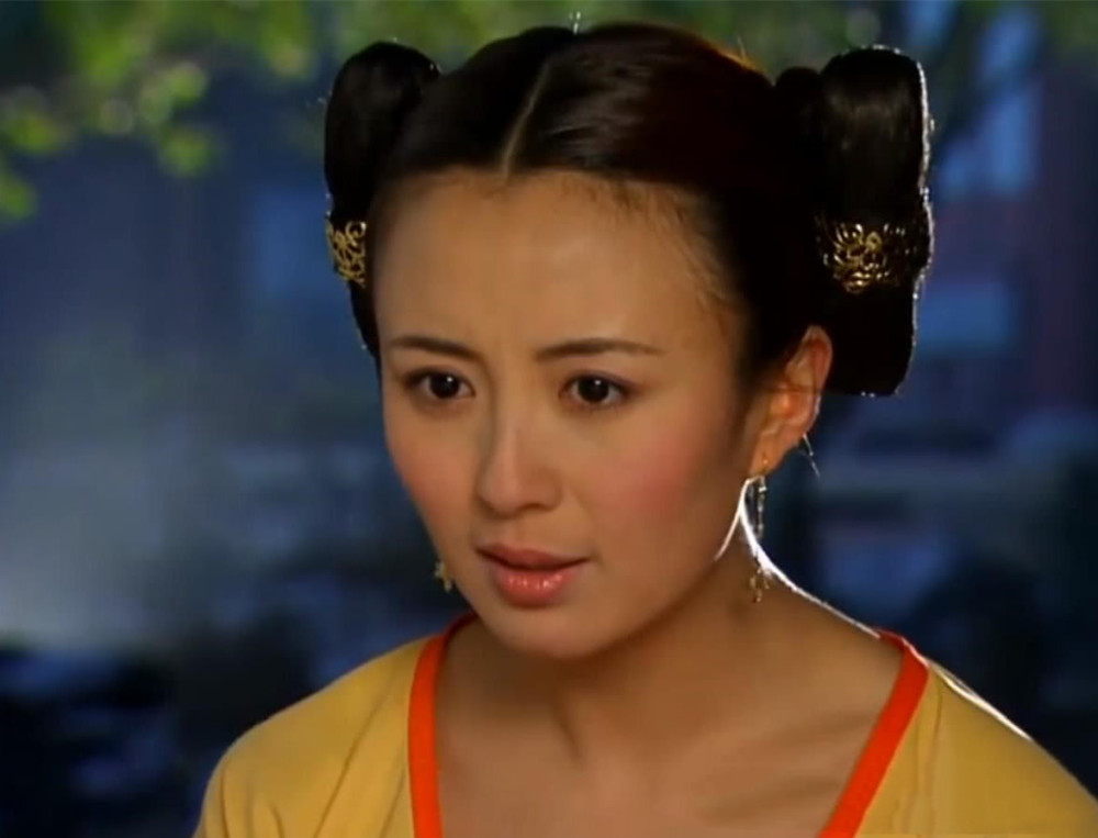 当时她出演《至尊红颜》中的反派"徐盈盈", 因为演得太到位,观众入戏