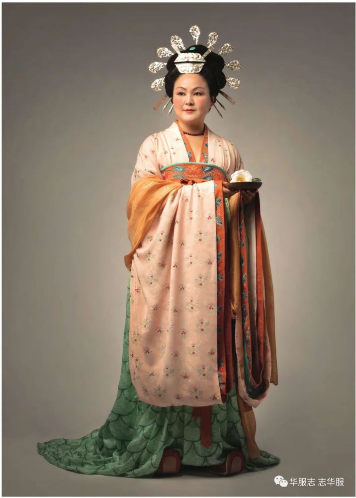 华服时课敦煌服饰复原研究及造型设计
