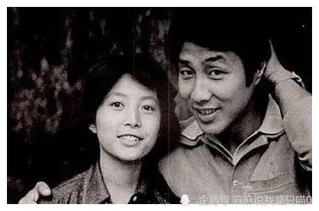 那时候的杜宪是北京广播学院的学生,而陈道明只是一个不知名的小演员.