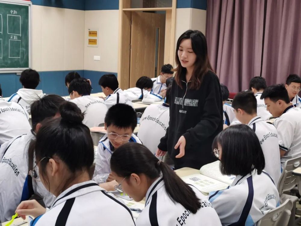 指导老师:汪钦钦开课教师:王伟明水循环指导老师:田厚琼开课教师:虞