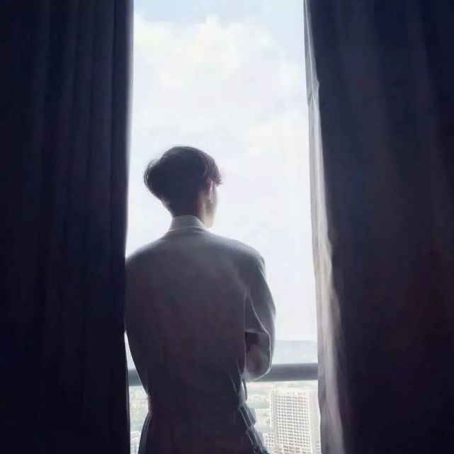 头像|背影头像男生