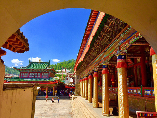 塔尔寺中国藏传佛教格鲁派六大寺院之一