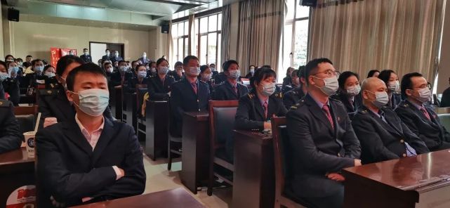 "这是张家界车务段为即将开通的张吉怀高铁定位的工作标准