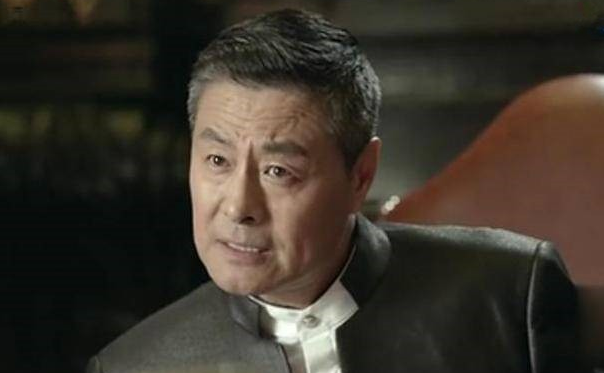 相声演员刘伟抛弃冯巩,坚决要移民出国,师傅马季反对也没用,刘伟:国外