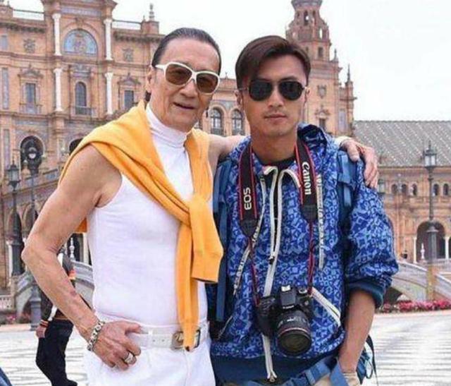 谢贤曾因赌欠下巨债狄波拉夜会赌王求情之后把谢霆锋送进英皇