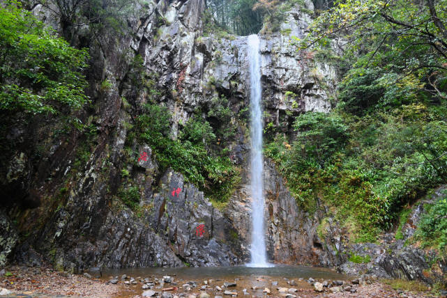 常年霸占百强区的台州黄岩,不仅经济实力强大,人文自然风光同样耀眼