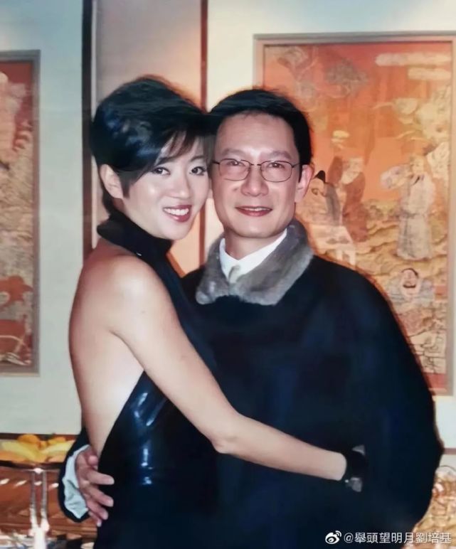 梅艳芳与刘培基光芒万丈的时代感谢相遇在一息间改变我一生