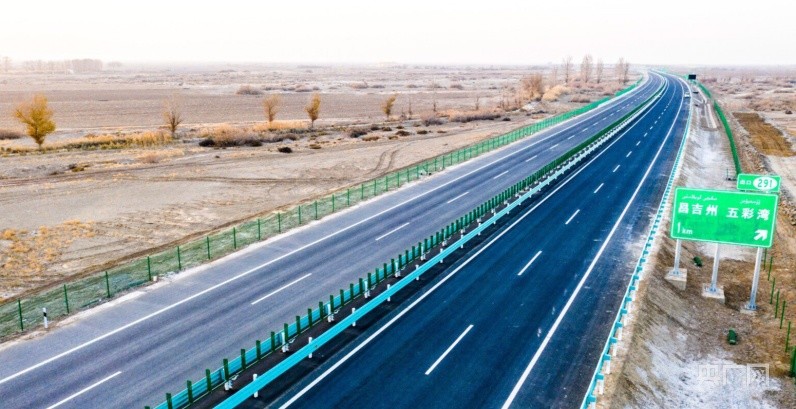 新疆s21"阿乌高速"公路全线主体完工有望年内通车