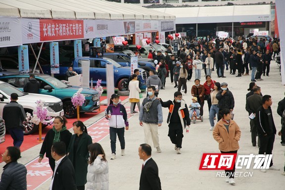 2021吉首大车展开幕当天成交230余台车