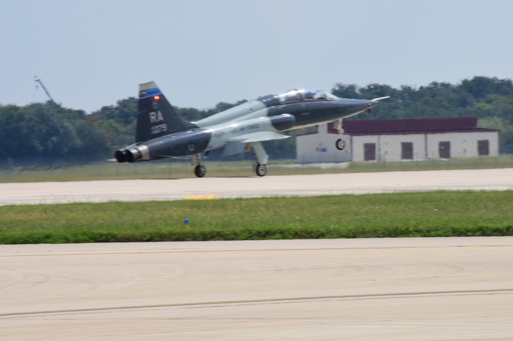 t-38c"禽爪"教练机.图源:美国空军