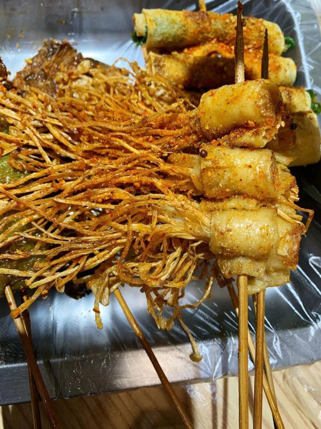 东北爱吃的9大"炸串",一个比一个香,进店不吃两串不爱