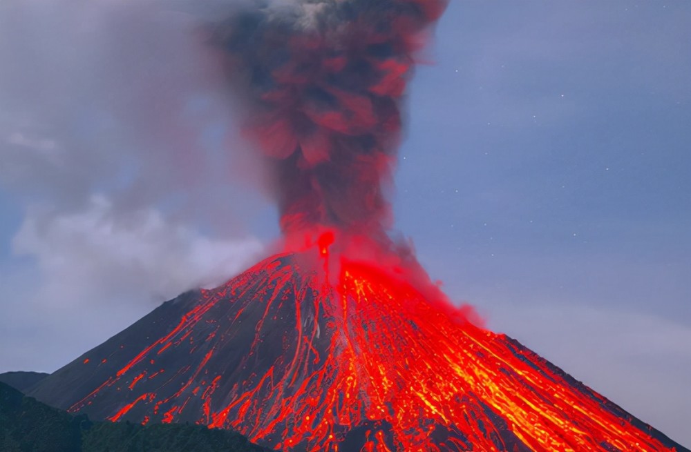 富士山喷发多可怕?若日本人无家可归,我们要接受日本人吗?